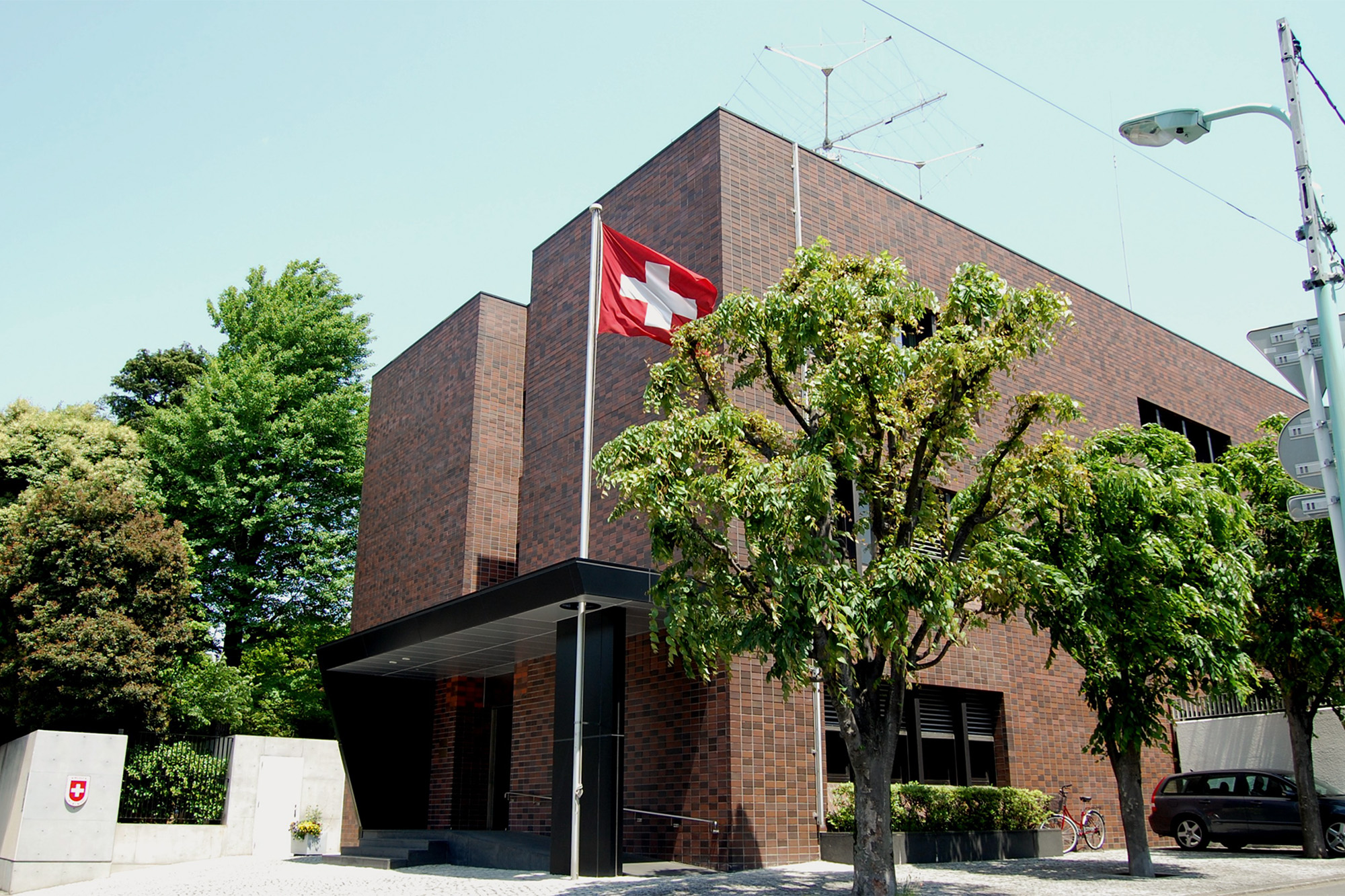スイス 大使 館